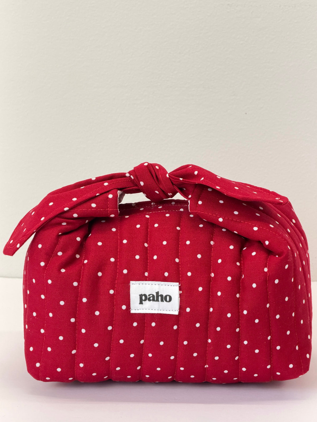 red dots knot bag