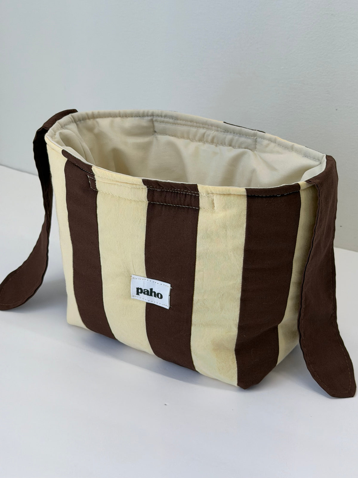 brown & yellow knot bag