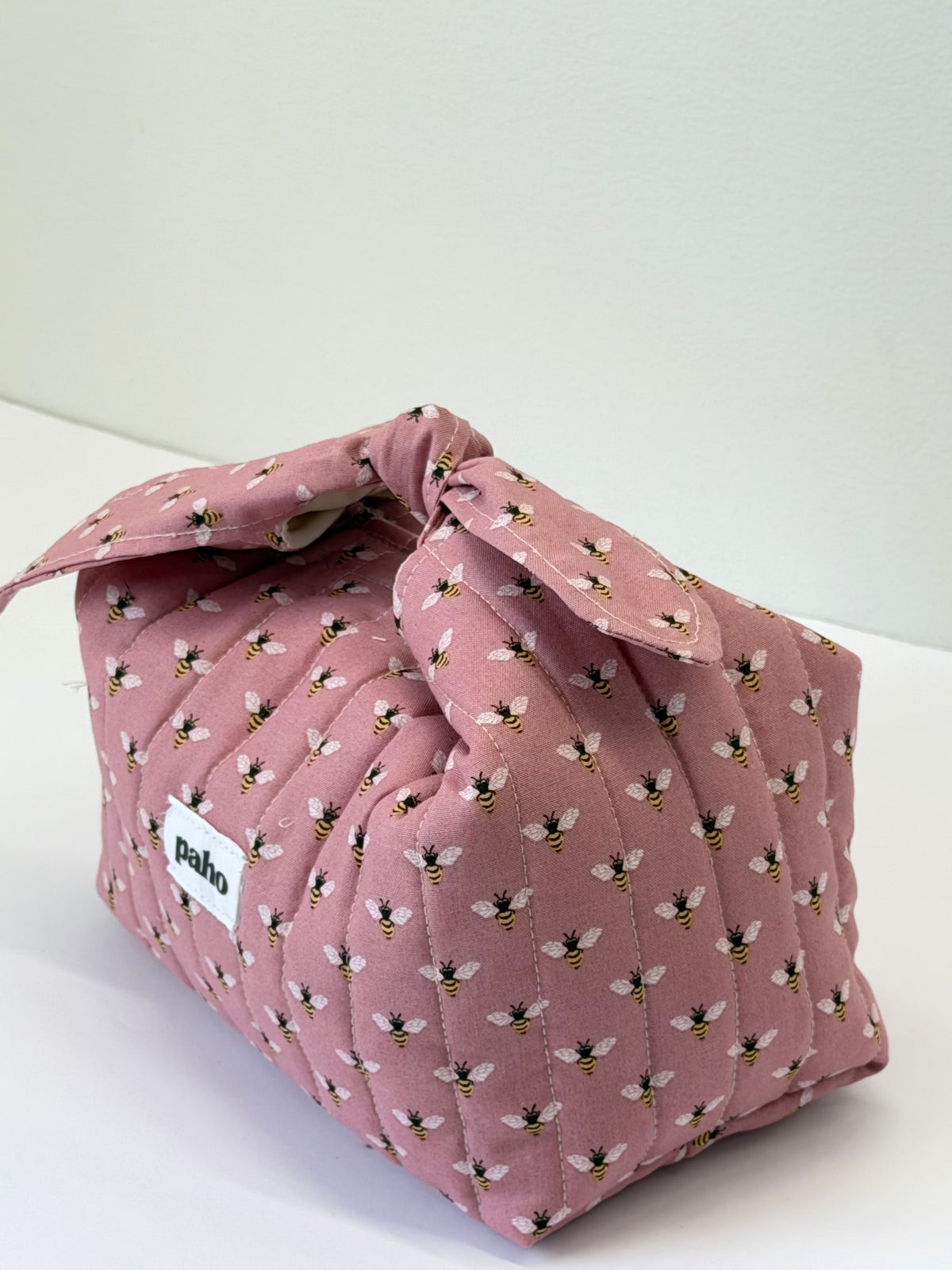 queen bee knot bag