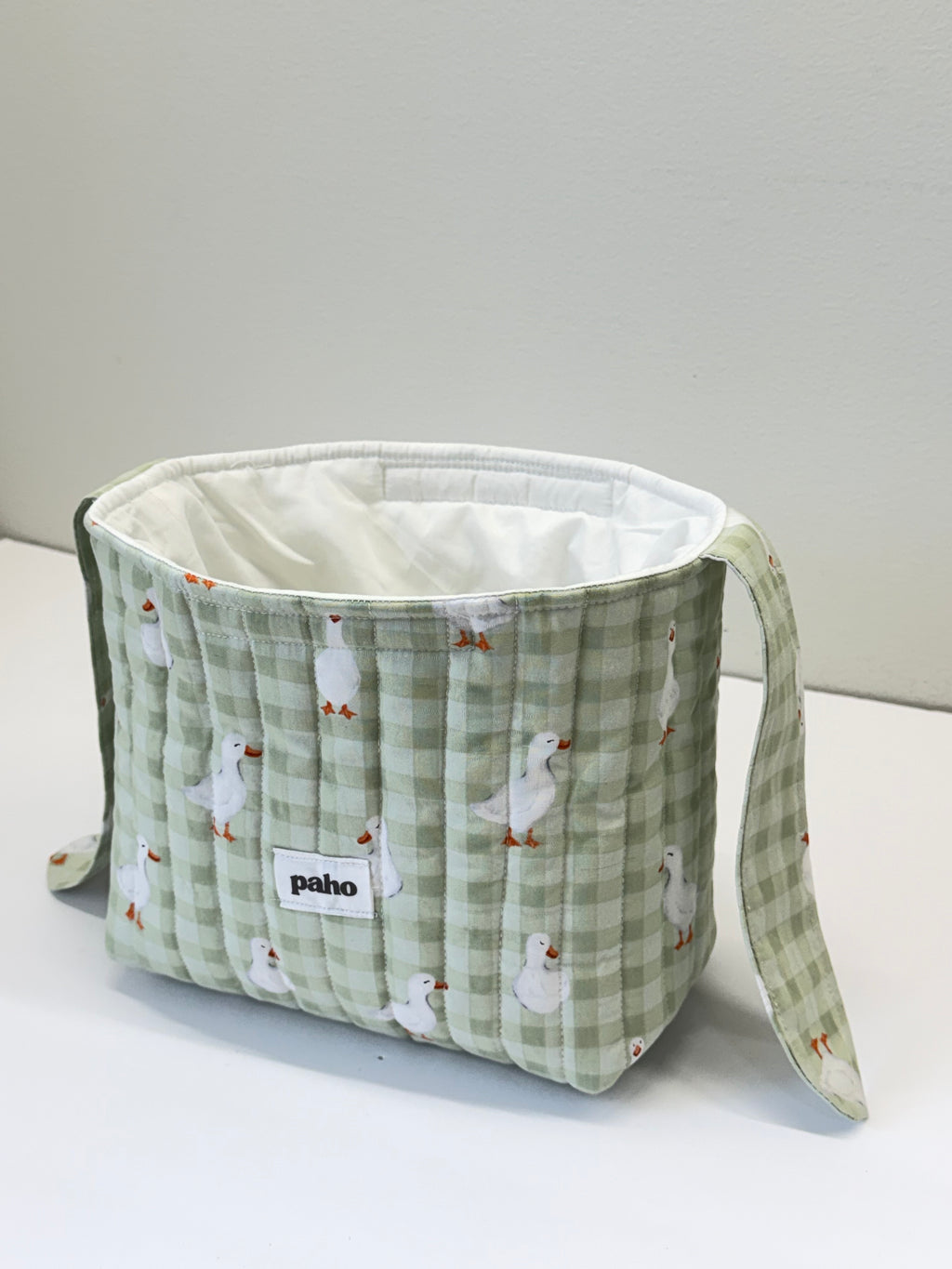 silly goose knot bag