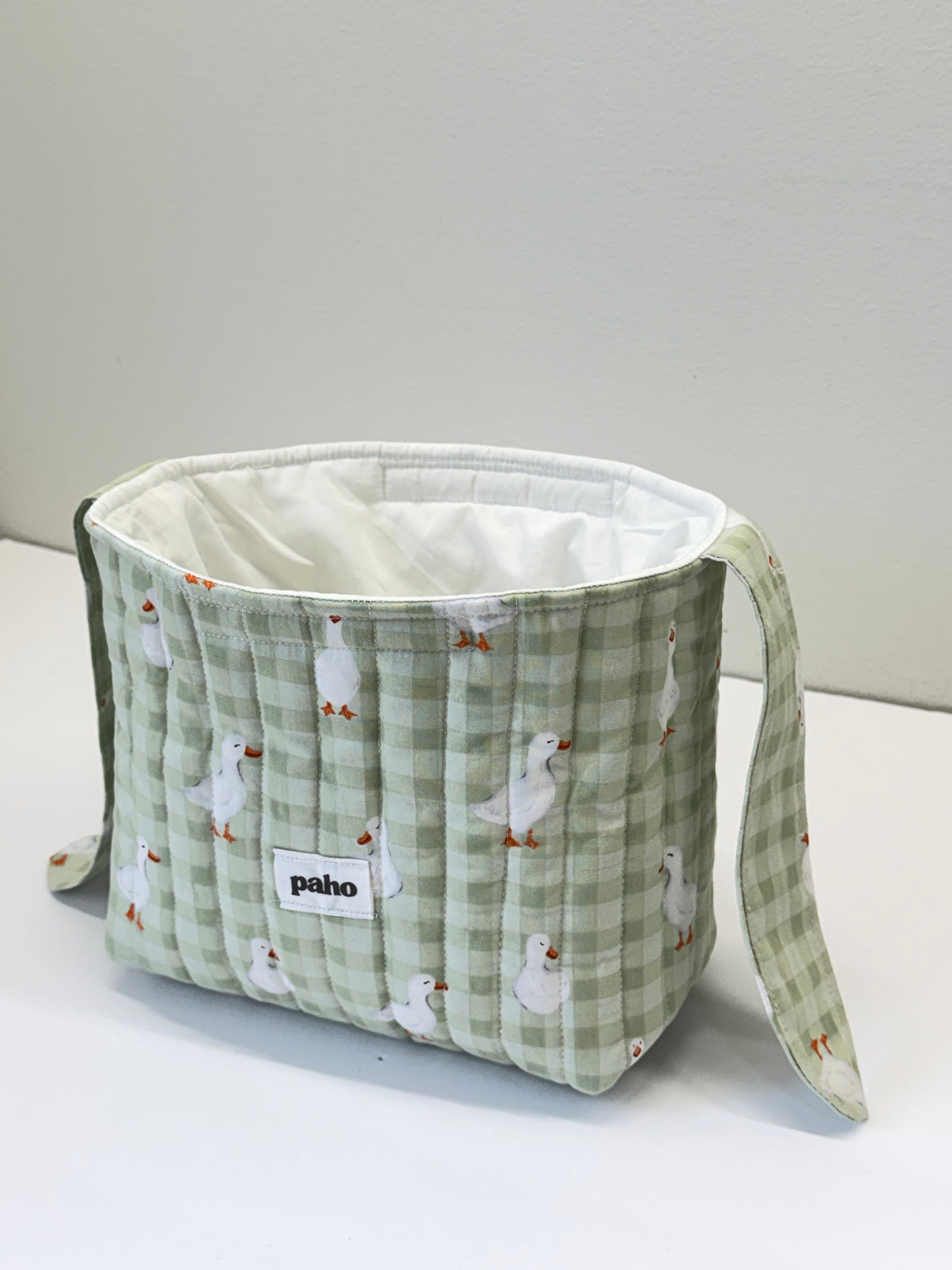 silly goose knot bag