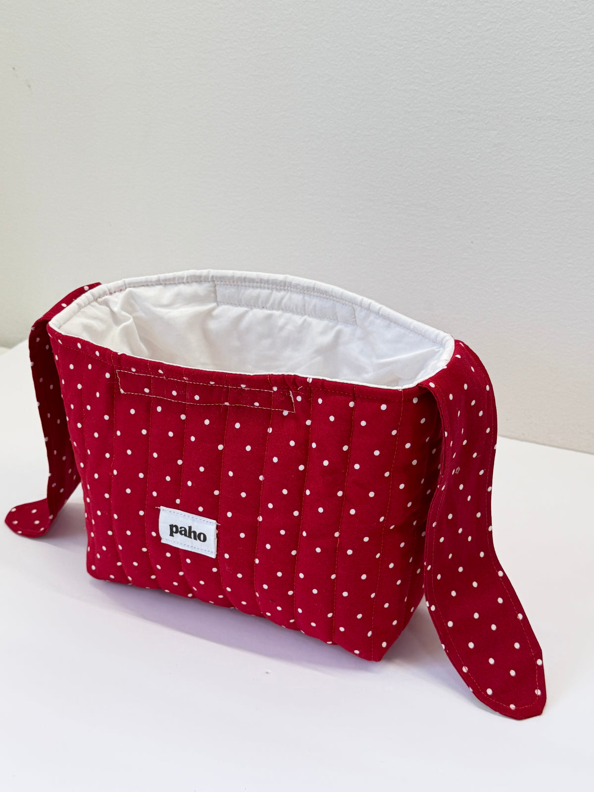 red dots knot bag