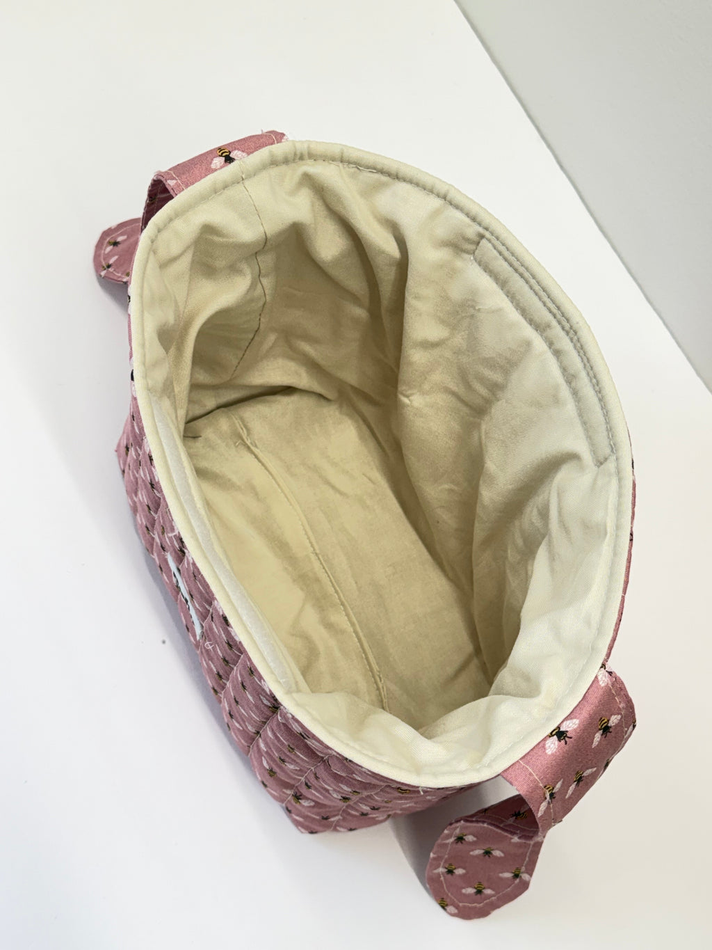 queen bee knot bag